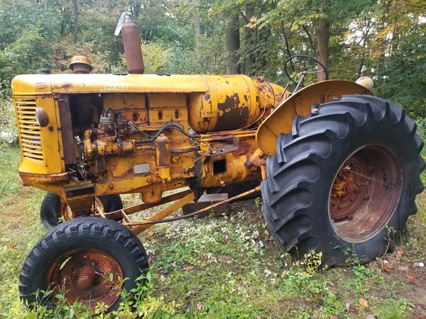 3) 1951 M-M UTS-LP Tractor