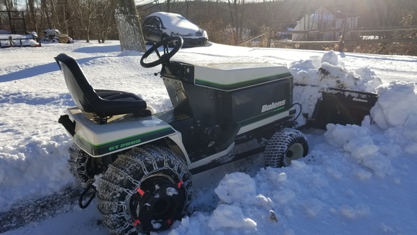 20) Bolens Duratrac GT2000 Tractor