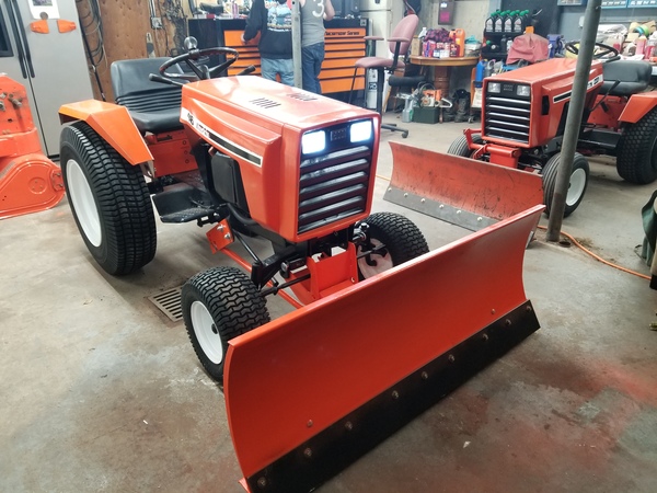 28) 446 Case Garden Tractor