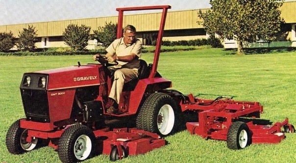 Photo of Gravely GMT 9000 Tractor