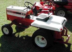 Photo of Gravely 816 Tractor