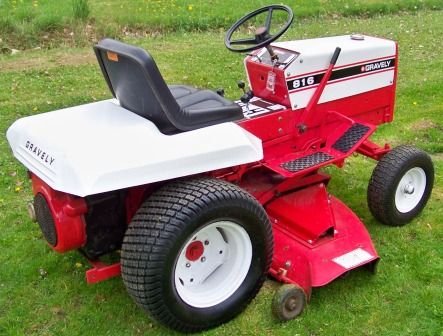 Photo of Gravely 816 Tractor