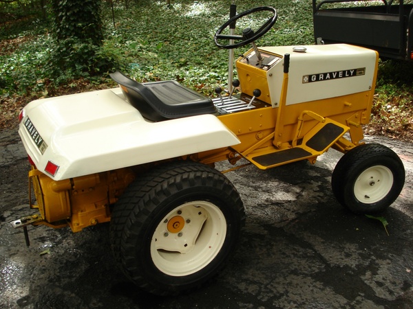 Photo of Gravely Commercial 500 Series Mower