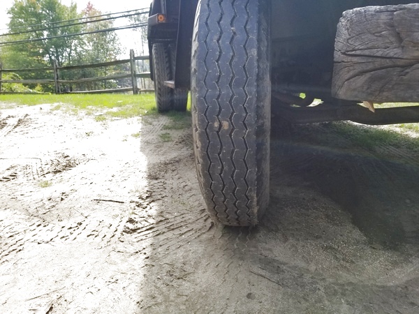 ua) 2018 C-30 Tires Yard Pic 10-01-a