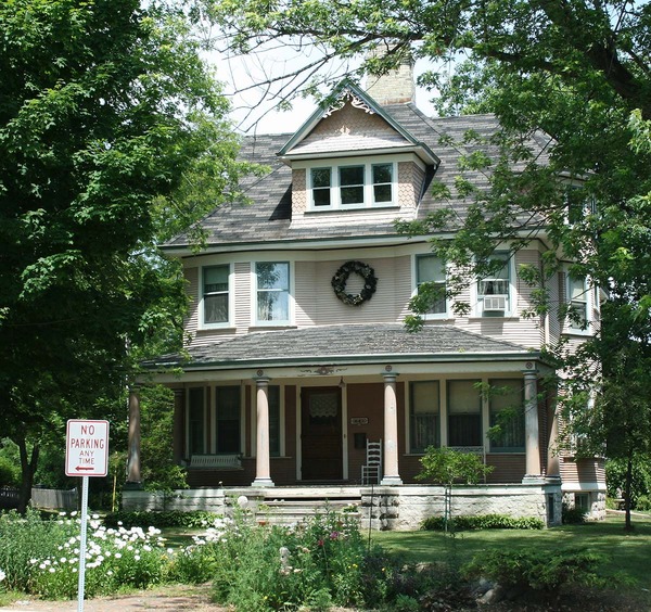 Photo of Bolens House