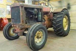 Photo of 1940 Cockshutt 99 Tractor