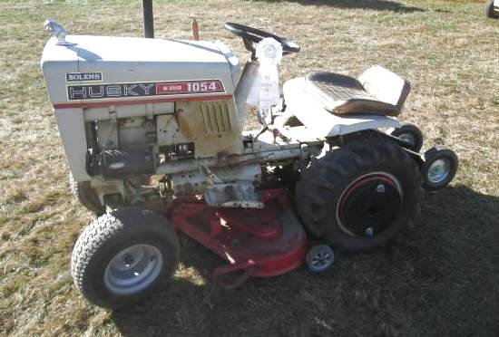 Photo of  Bolens 1054 Tractor