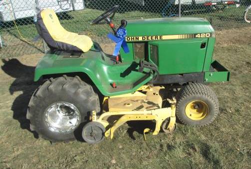 Photo of  John Deere 420 Tractor