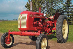 Photo of Cockshutt 50 Farm Tractor