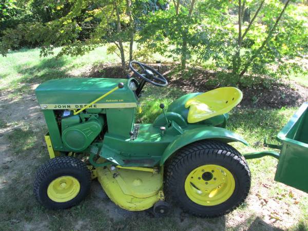 Photo of John Deere 110 Garden Tractor