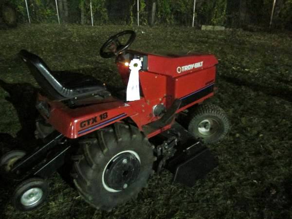 Photo of Bolens GTX18 Tractor